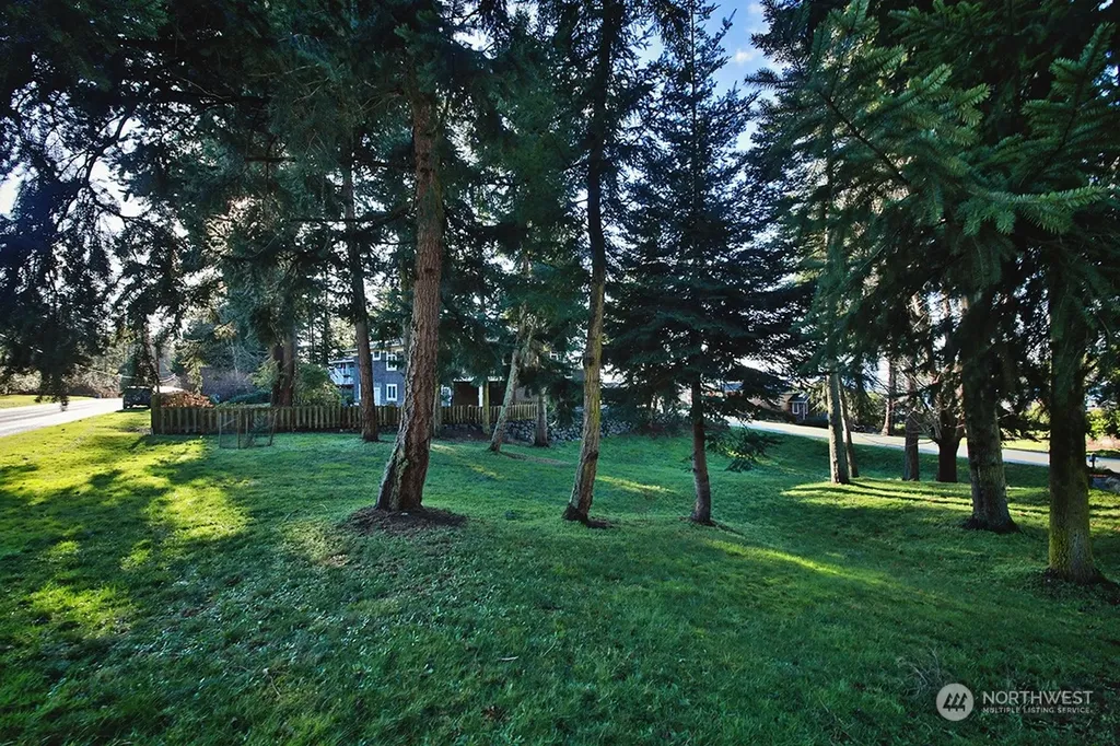 6329 Sahalee Court Clinton WA 98236