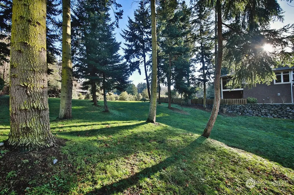 6329 Sahalee Court Clinton WA 98236