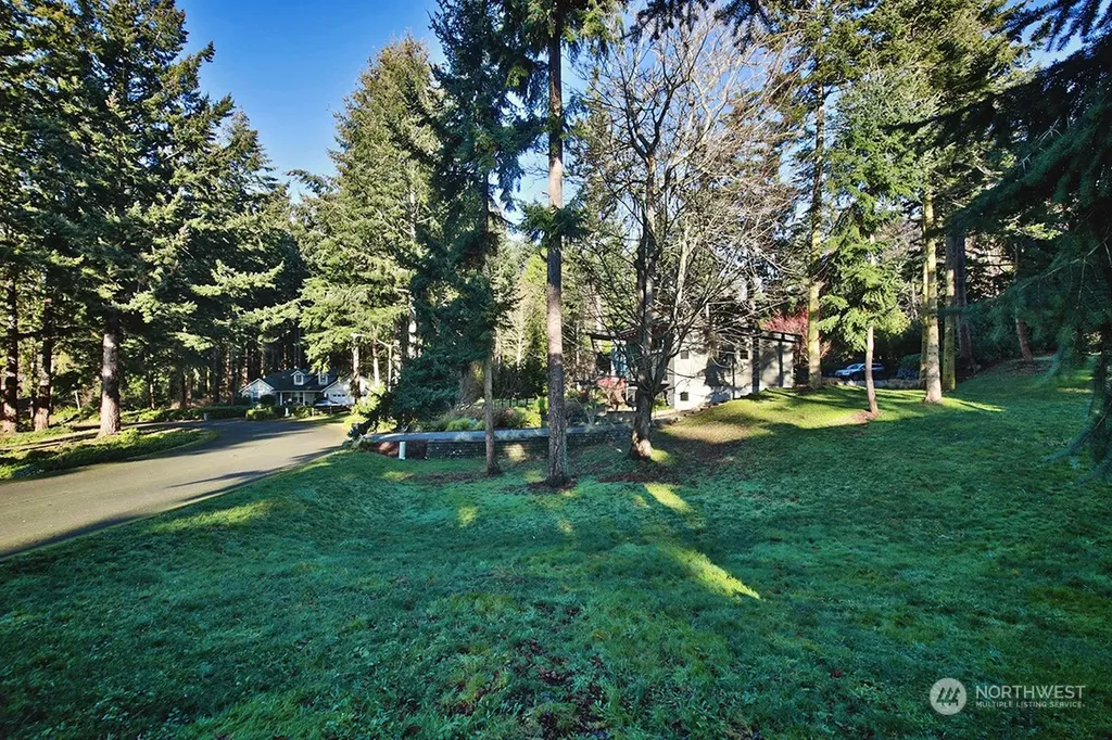 6329 Sahalee Court Clinton WA 98236