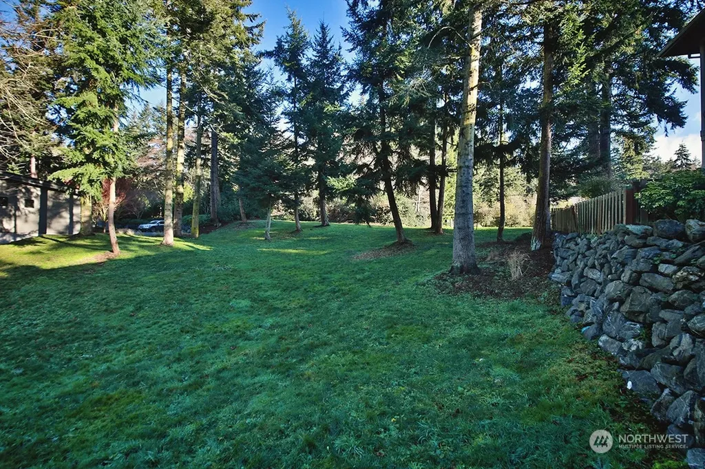 6329 Sahalee Court Clinton WA 98236