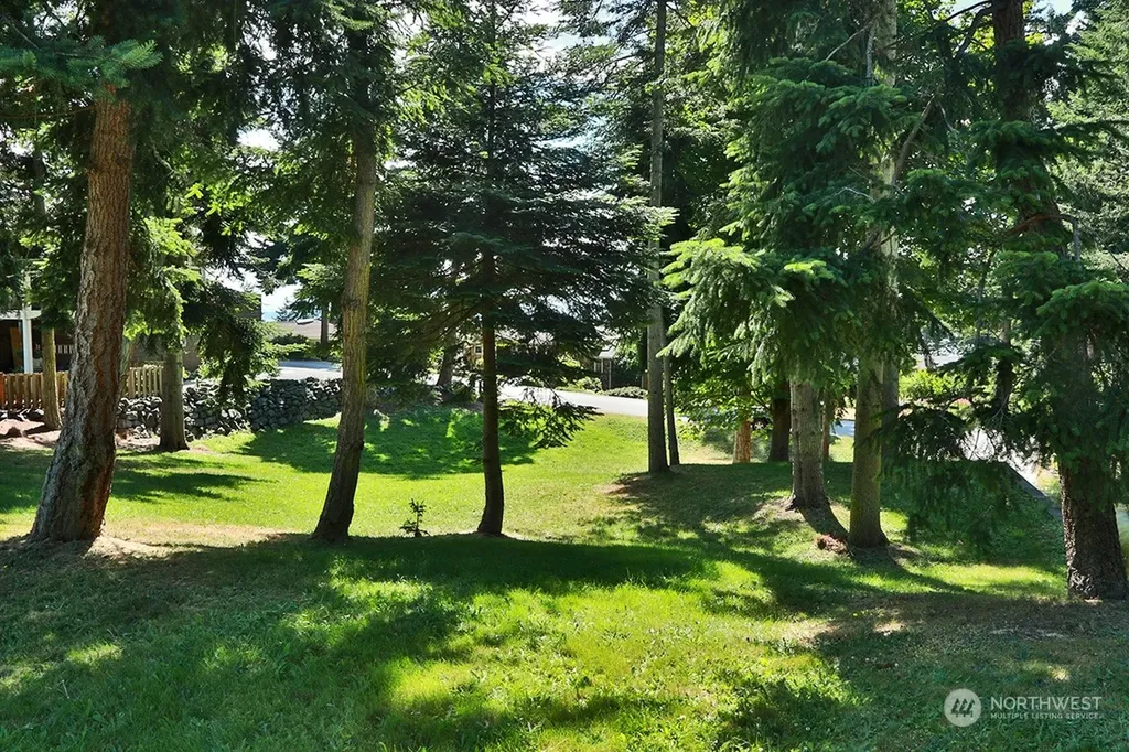 6329 Sahalee Court Clinton WA 98236