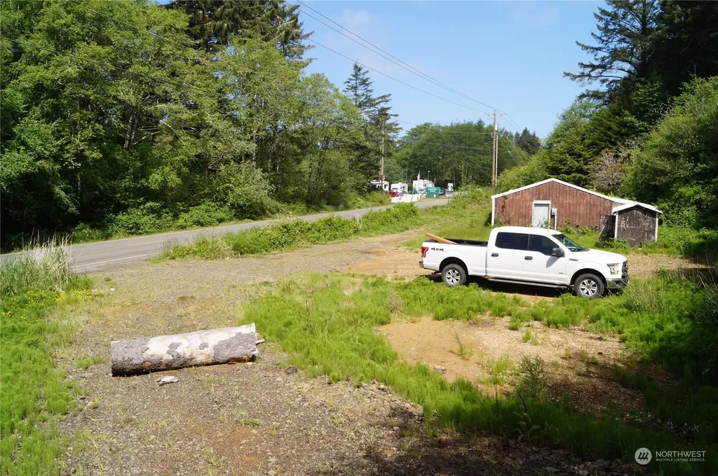 2724 State Route 109 Ocean City WA 98569