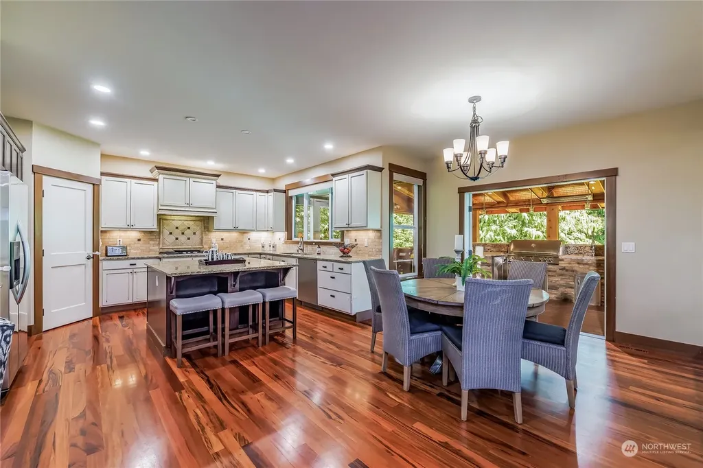 13003 Roosevelt Road Snohomish WA 98290