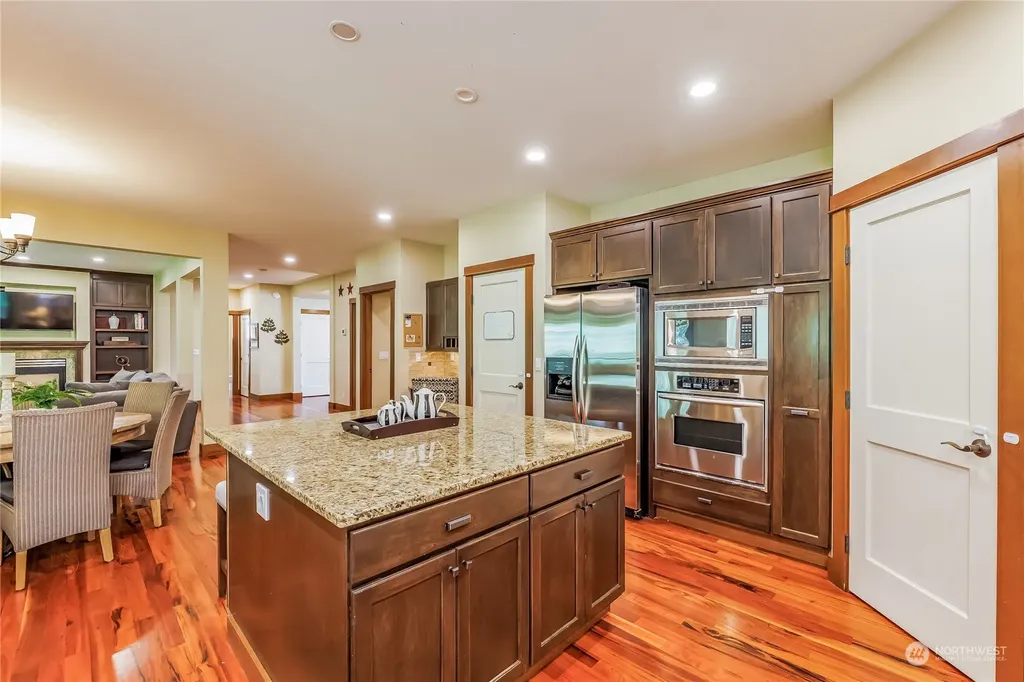 13003 Roosevelt Road Snohomish WA 98290