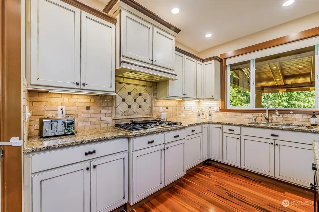 13003 Roosevelt Road Snohomish WA 98290