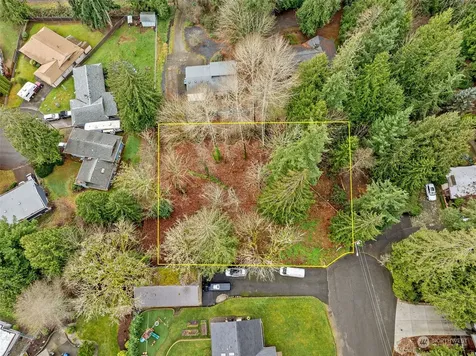 132 SE 231st Street Kent WA 98042