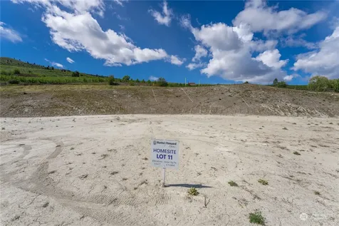 150 Loretta Lane Chelan WA 98816