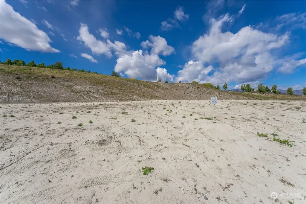 162 Loretta Lane Chelan WA 98816