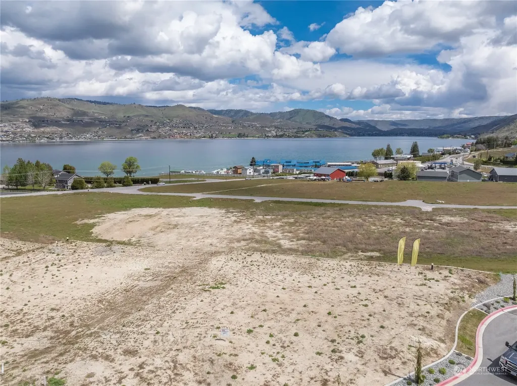 162 Loretta Lane Chelan WA 98816