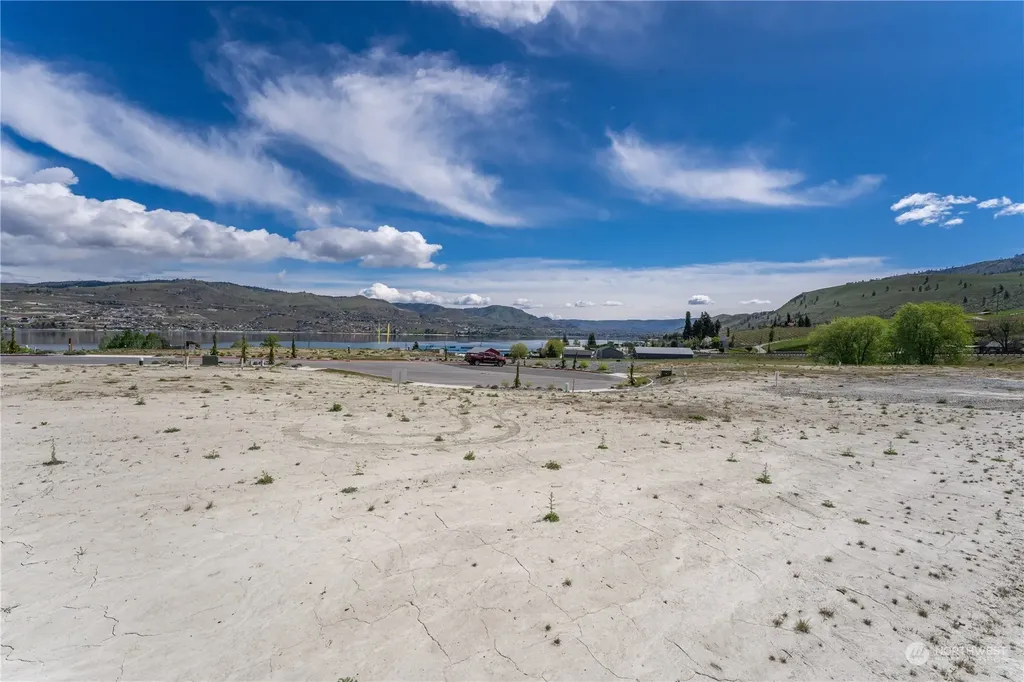162 Loretta Lane Chelan WA 98816