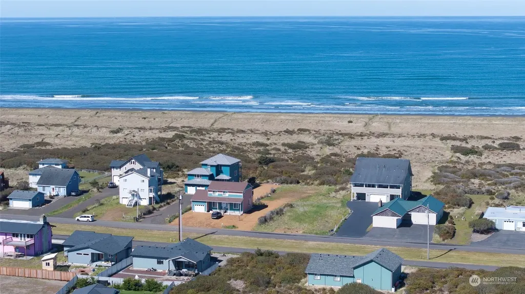 1077 Ocean Shores Boulevard SW Ocean Shores WA 98569