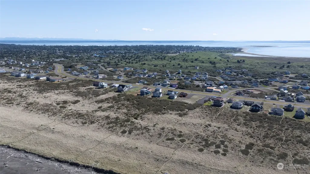 1077 Ocean Shores Boulevard SW Ocean Shores WA 98569