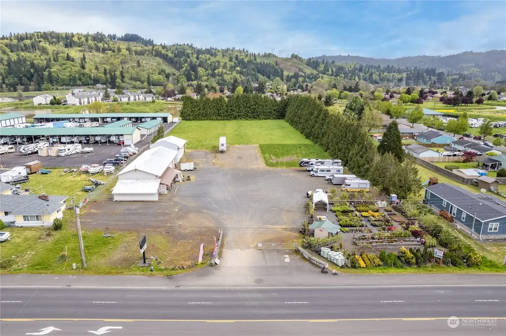 5708 Ocean Beach Highway Longview WA 98632
