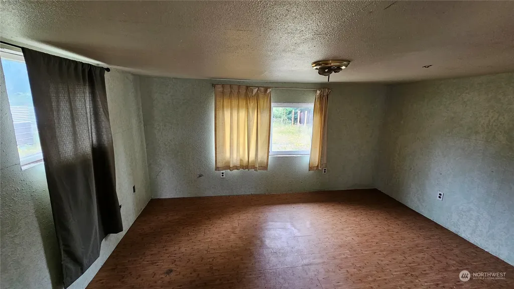 27409 W Street Ocean Park WA 98640