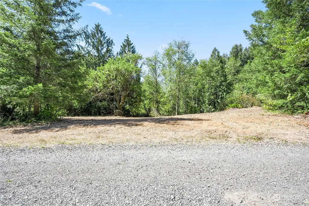 231 Oxbow Lake Lane Toledo WA 98591