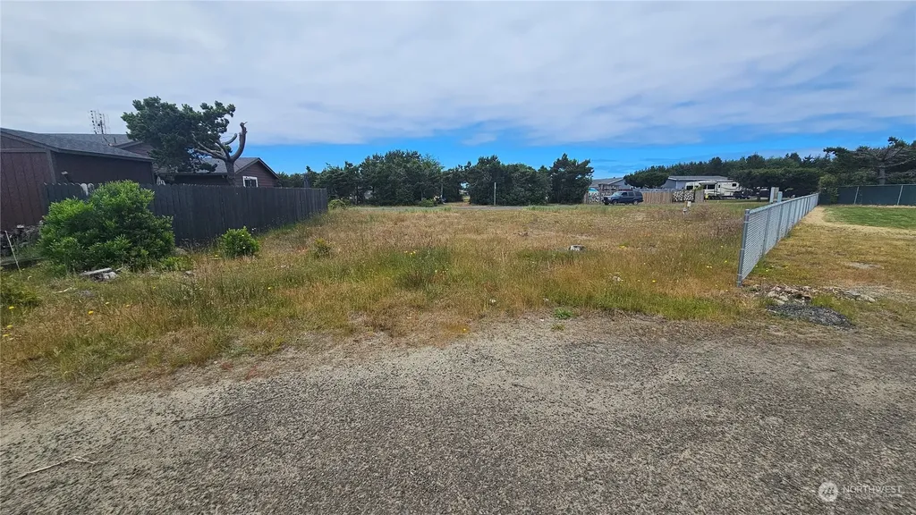 35602 I Street Ocean Park WA 98640