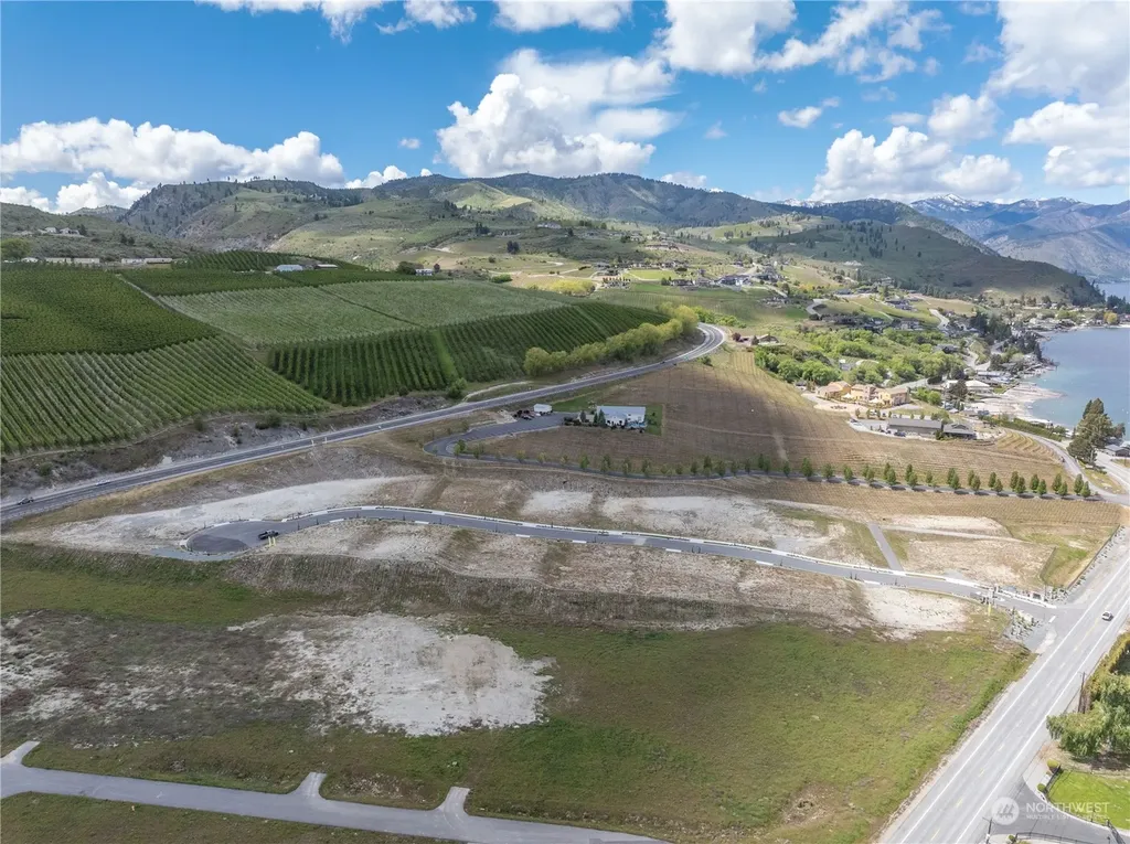 42 Loretta Lane Chelan WA 98816