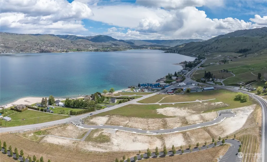 48 Loretta Lane Chelan WA 98816