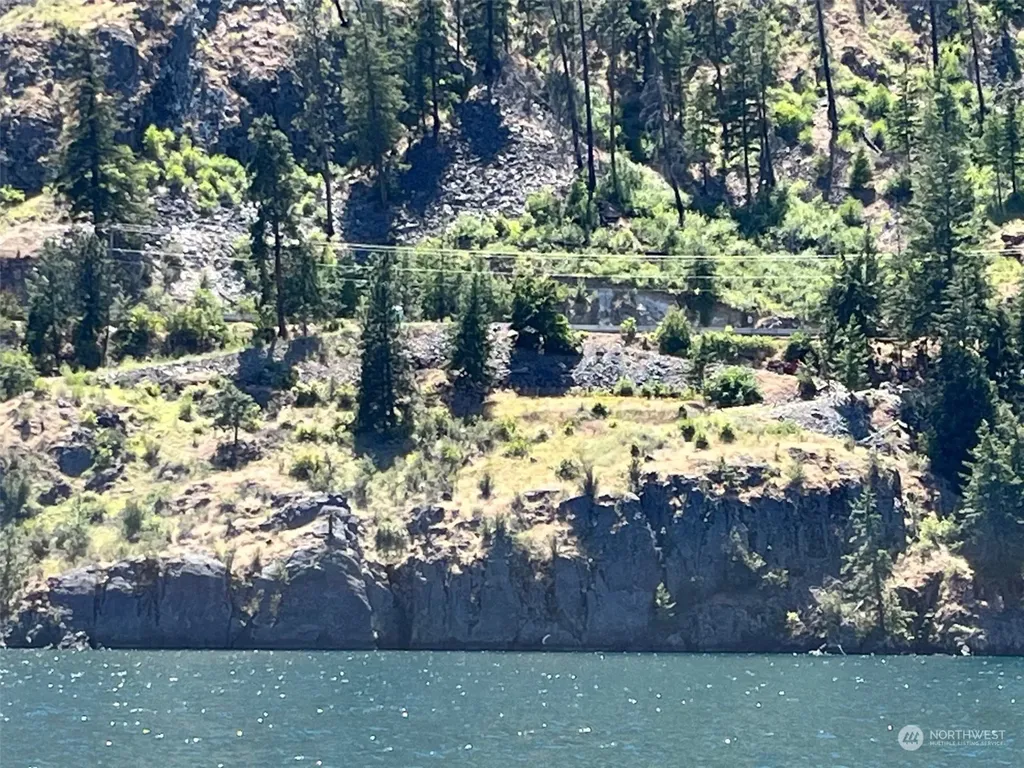 0 Sapphire Lane Chelan WA 98816