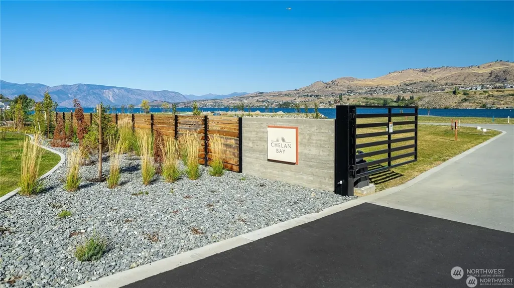 102 Burbot Lane Chelan WA 98816