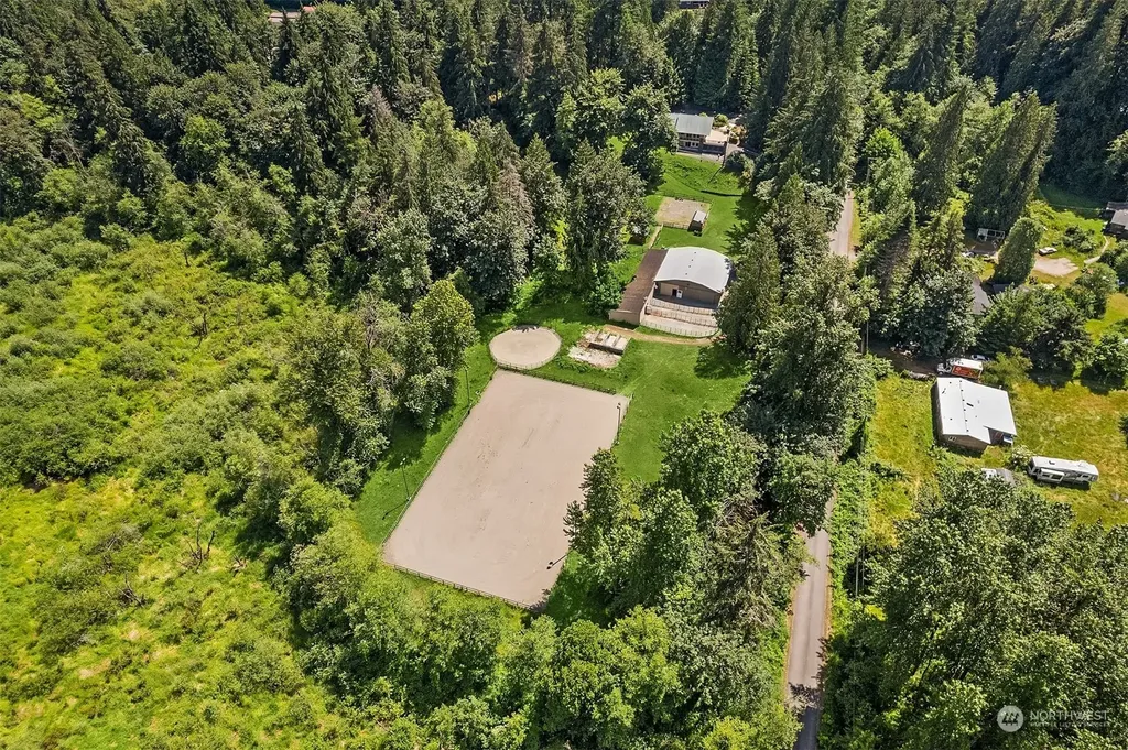 1722 264th Avenue NE Redmond WA 98053