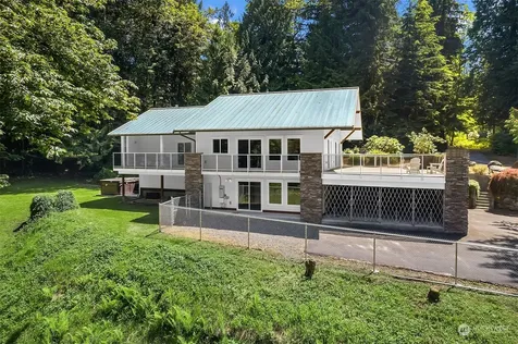 1722 264th Avenue NE Redmond WA 98053