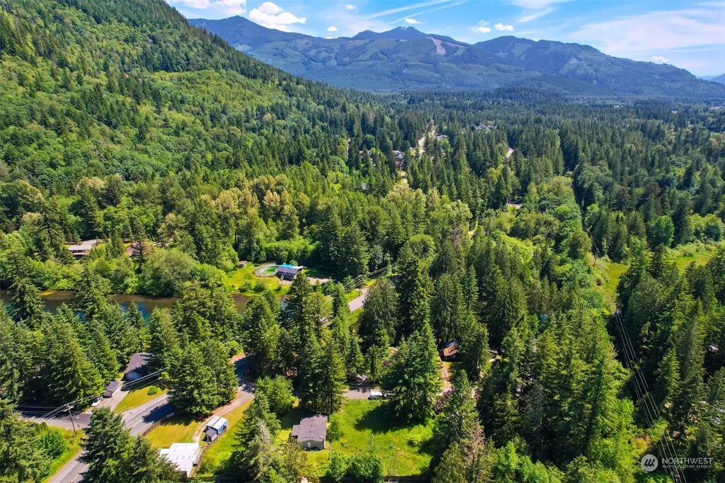 6284 Lariat Place Maple Falls WA 98266