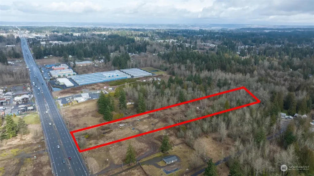 13305 Canyon Road E Puyallup WA 98373