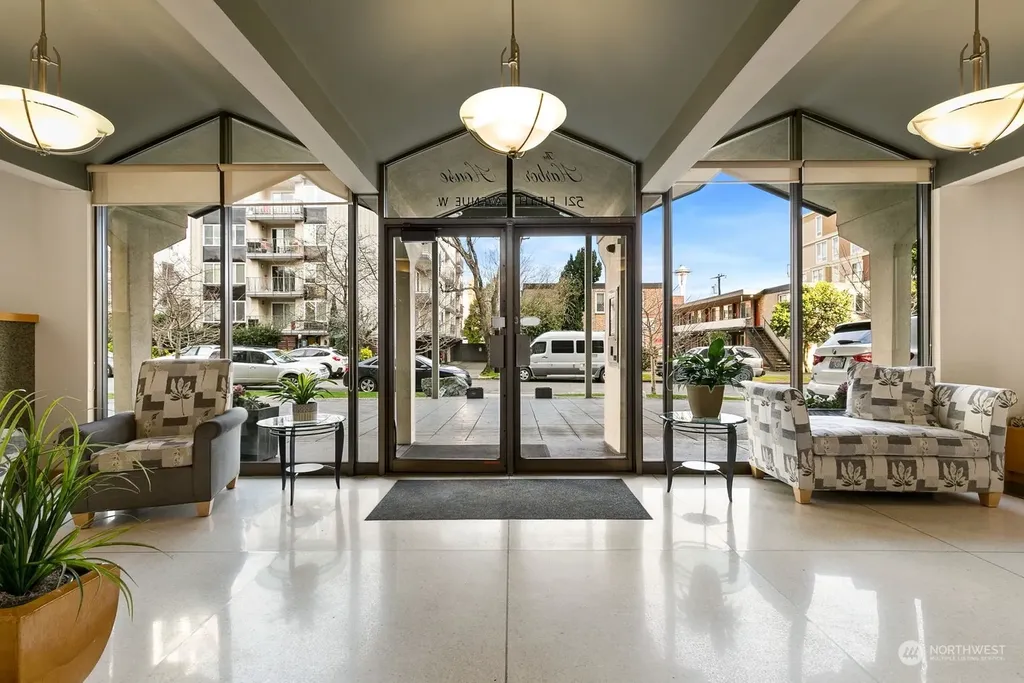 521 5th Avenue W Seattle WA 98119