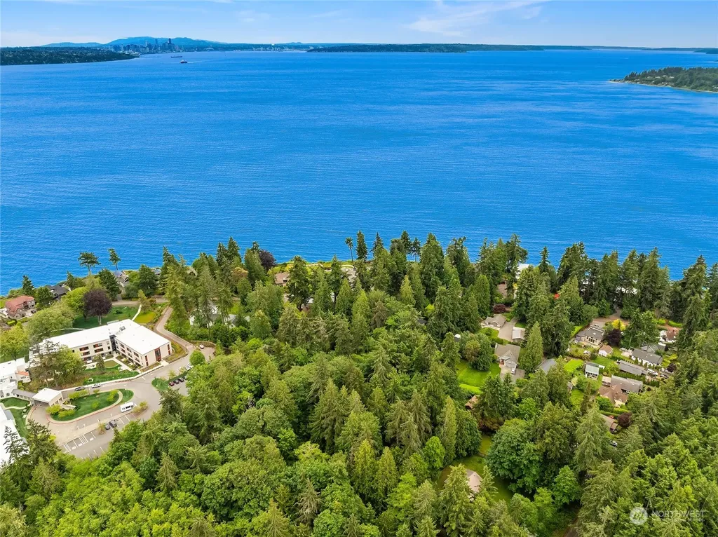 0 NE Ocean (Lot A) Drive Bainbridge Island WA 98110