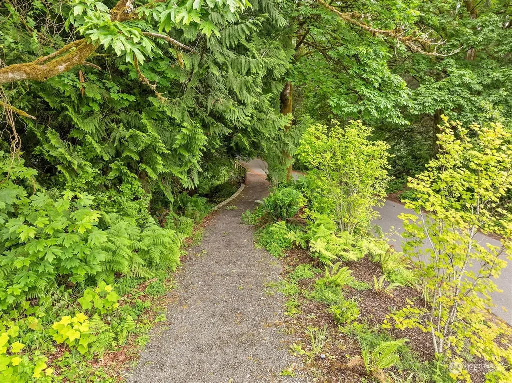0 NE Ocean (Lot A) Drive Bainbridge Island WA 98110