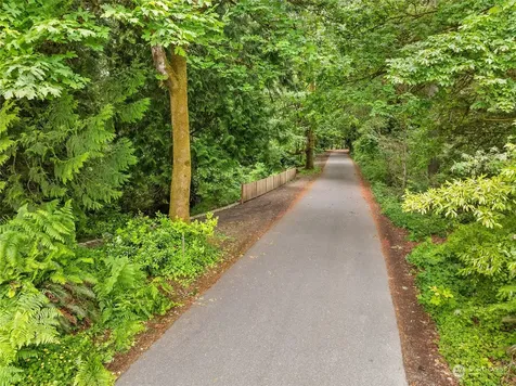 0 NE Ocean (Lot A) Drive Bainbridge Island WA 98110