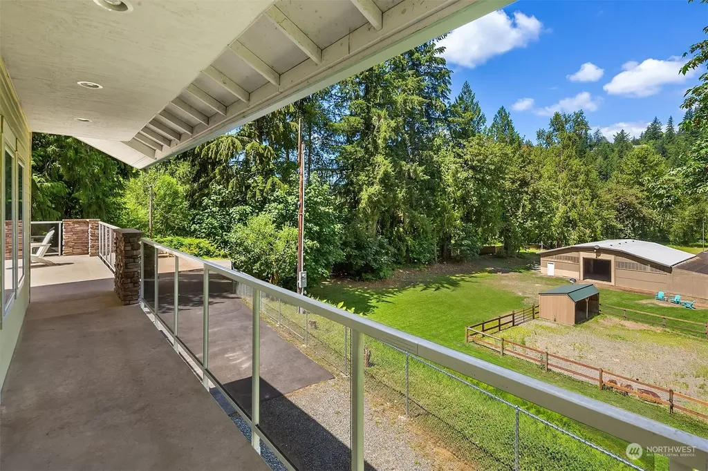 1722 264th Avenue NE Redmond WA 98053