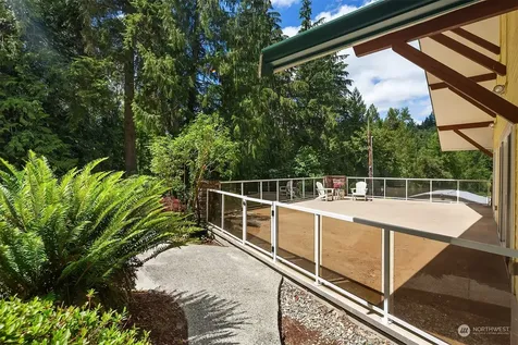 1722 264th Avenue NE Redmond WA 98053