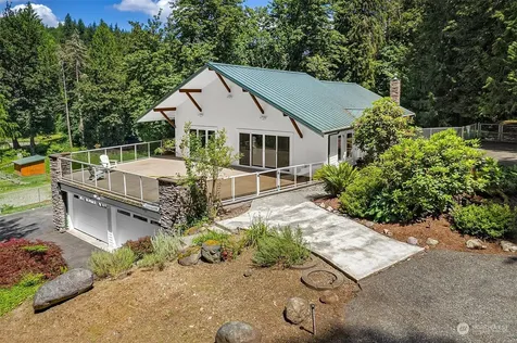 1722 264th Avenue NE Redmond WA 98053
