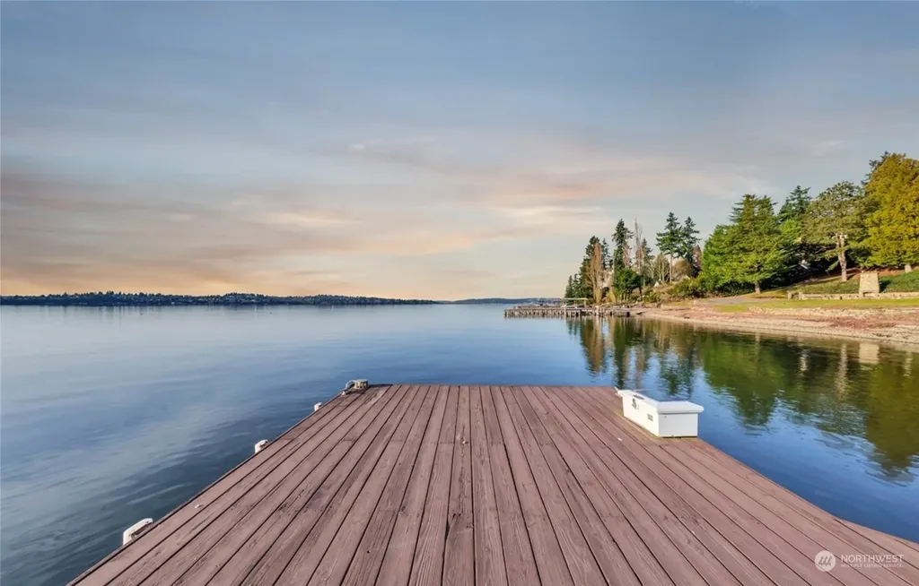 3263 Evergreen Point Road Medina WA 98039