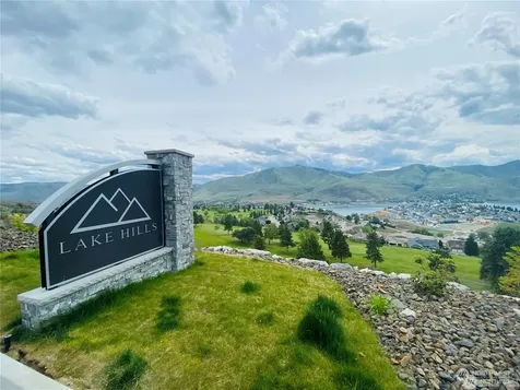846 Long Drive Chelan WA 98816