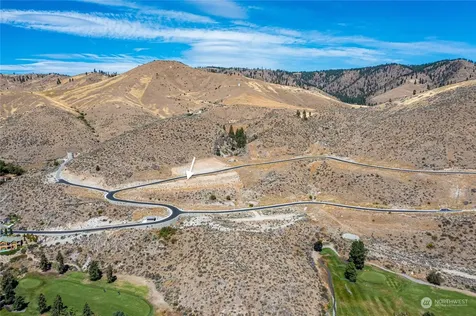 929 Long Drive Chelan WA 98816