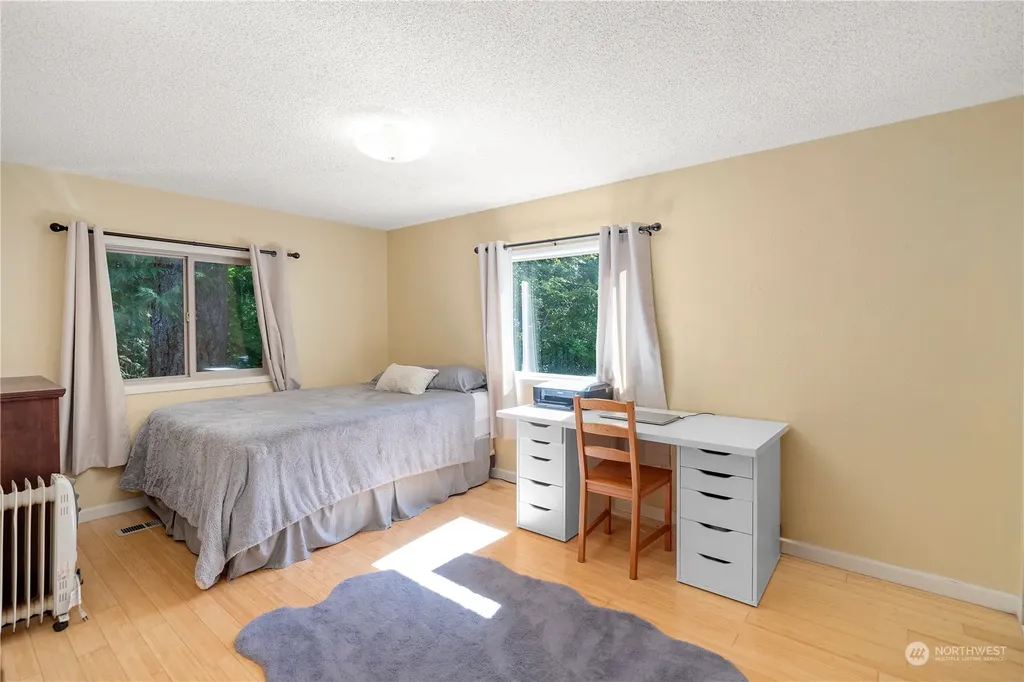 310 N Beacon Point Loop S Lilliwaup WA 98555