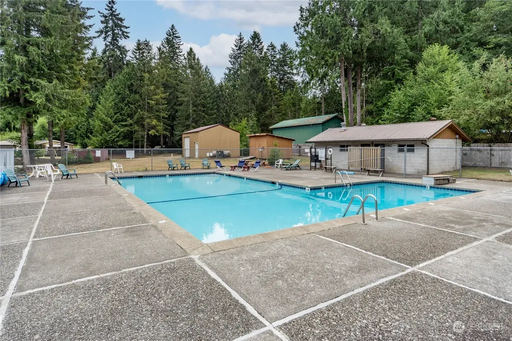 310 N Beacon Point Loop S Lilliwaup WA 98555