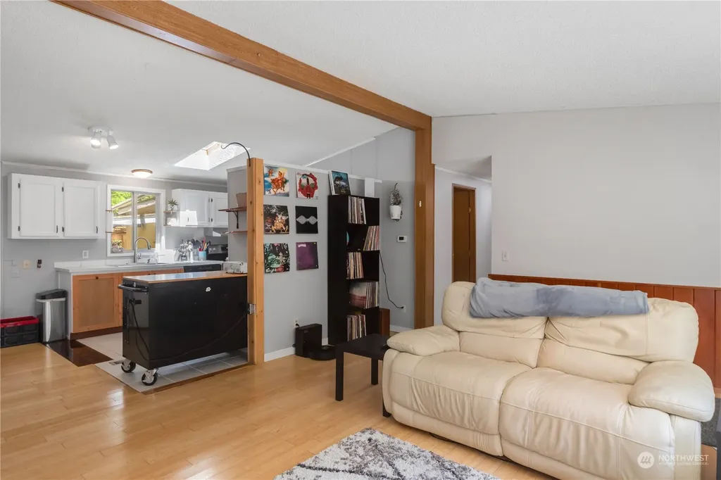 310 N Beacon Point Loop S Lilliwaup WA 98555