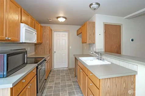 11525 7th Avenue Ct E Tacoma WA 98445