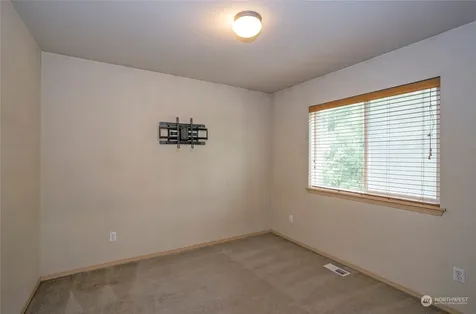 11525 7th Avenue Ct E Tacoma WA 98445