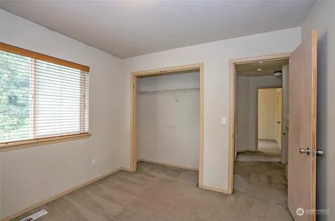 11525 7th Avenue Ct E Tacoma WA 98445