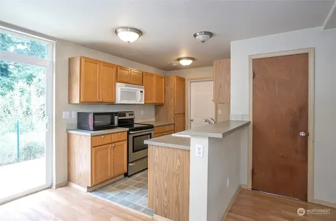 11525 7th Avenue Ct E Tacoma WA 98445