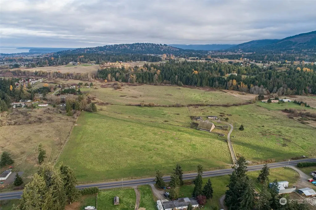 1239 River Road Sequim WA 98382