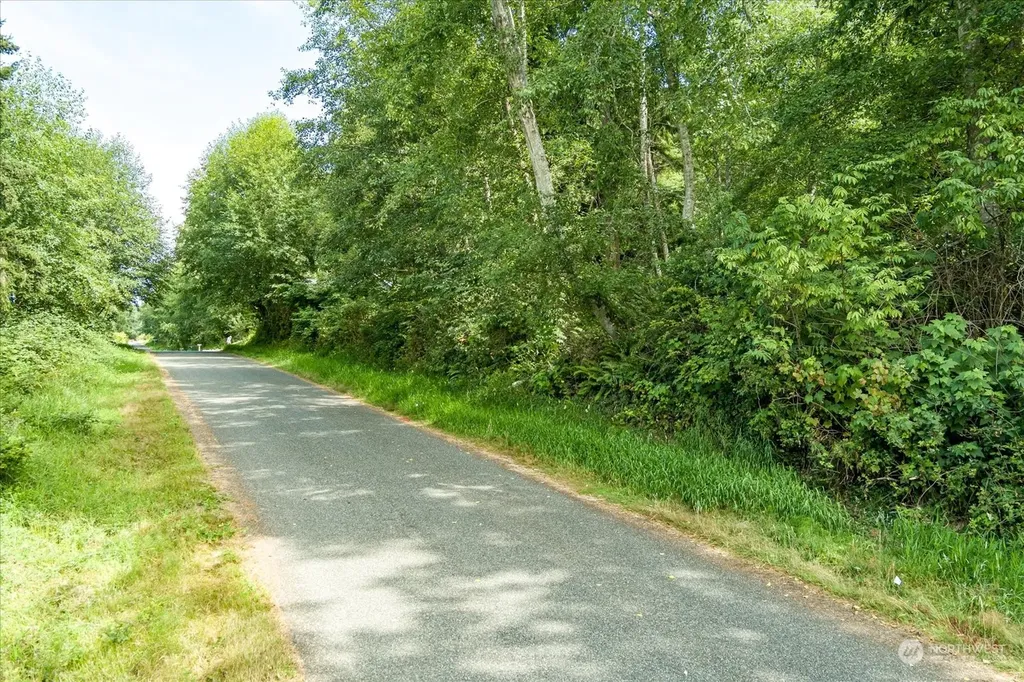 1774 Twin Oaks Lane Freeland WA 98249