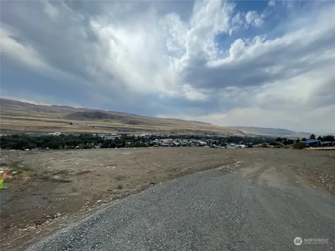 9 Parks Drive Okanogan WA 98840