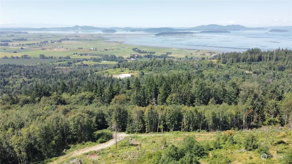 3291 Blanchard Knob Trail Bow WA 98232