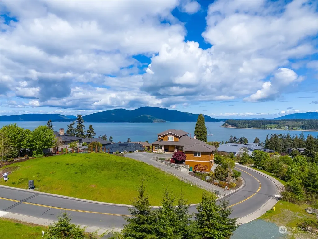 2907 17th Street Anacortes WA 98221